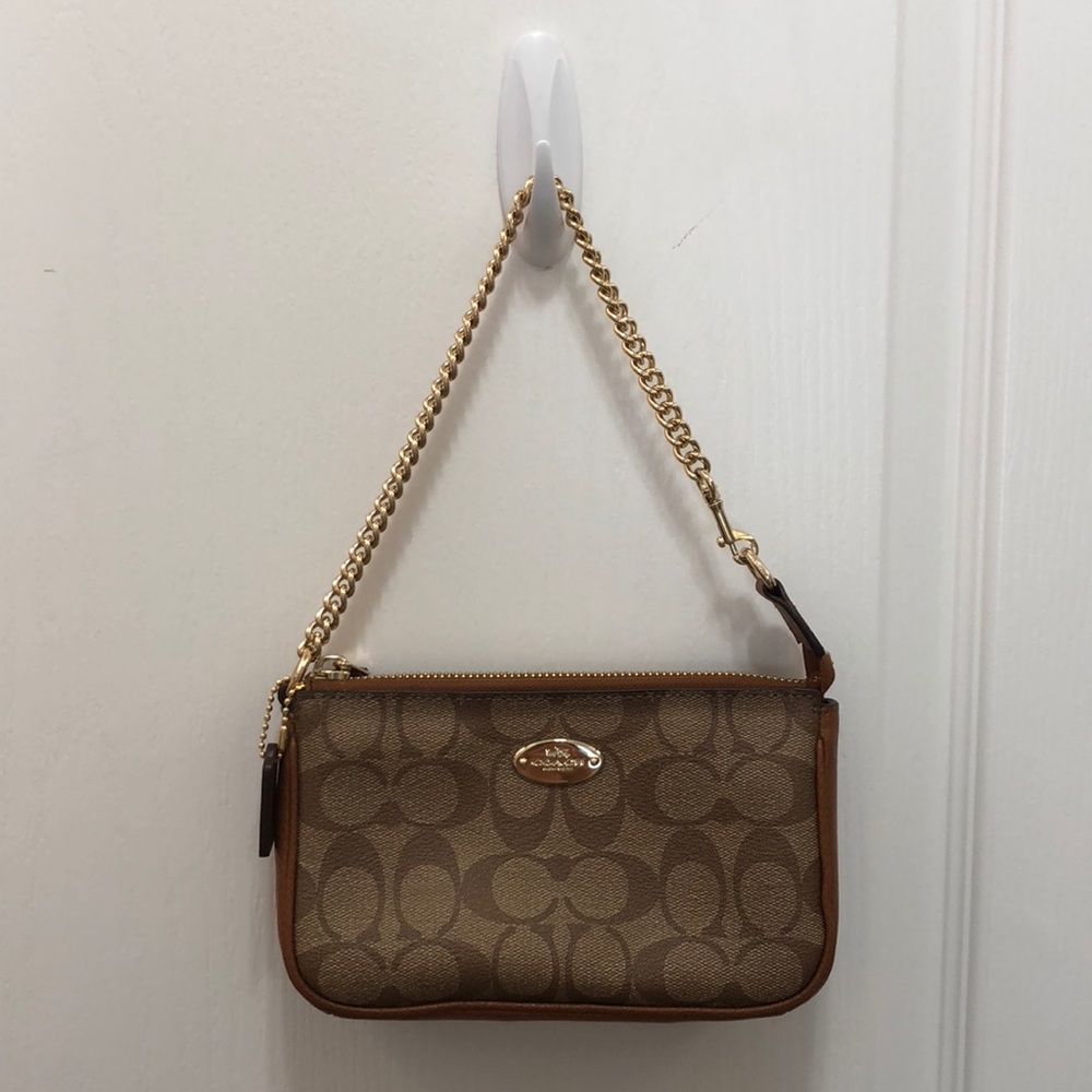 Coach signature C leather purse